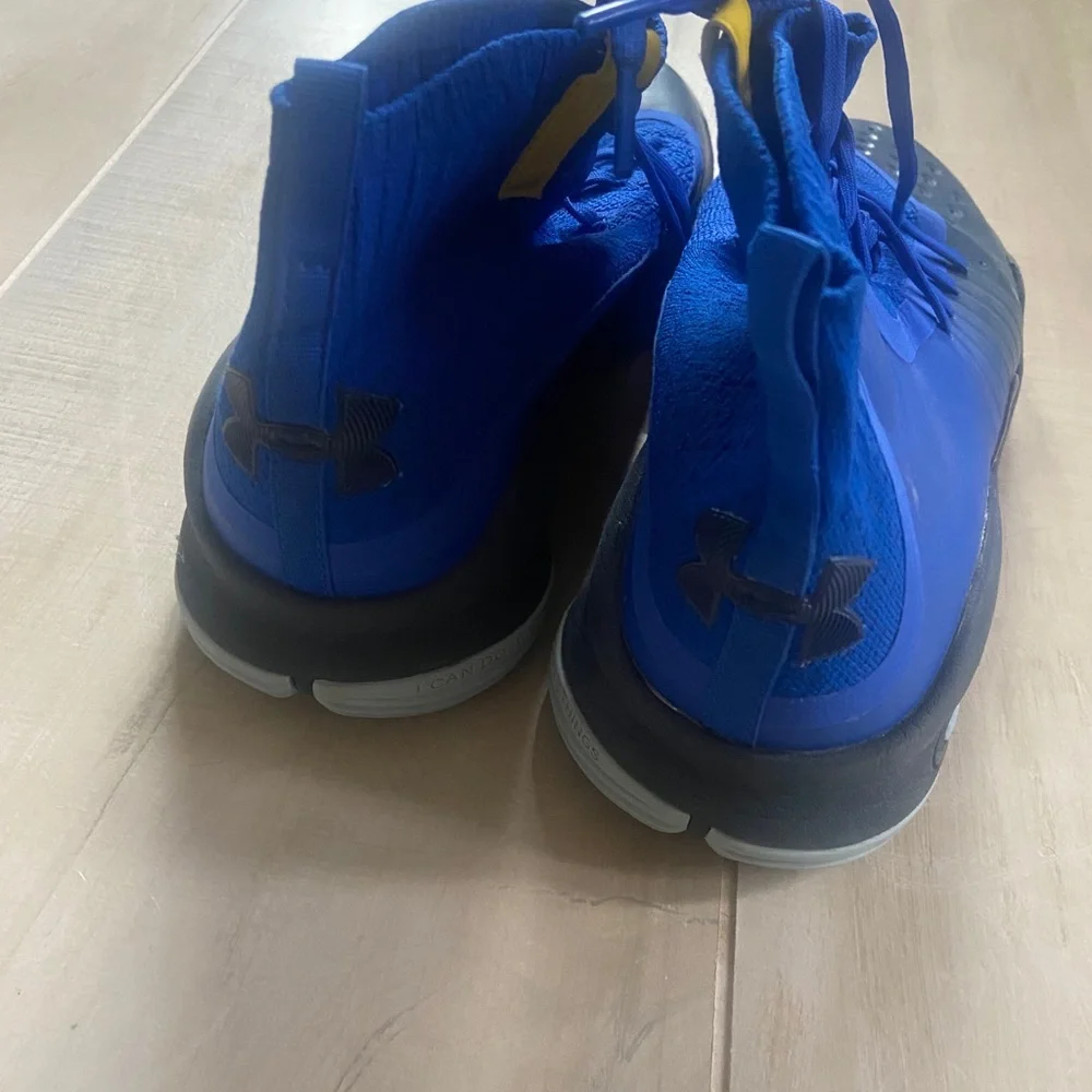 Stephen Curry Under Armour Curry 4 Basketball Shoes Youth 6.5 Blue Yellow